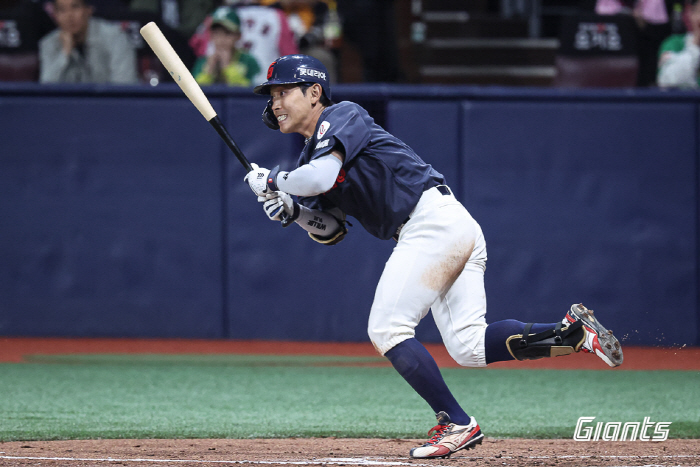 공격 선봉장 '리드오프'의 진가→2연승 질주, 롯데 진격 이끄는 '돌격대장' 황성빈의 진심