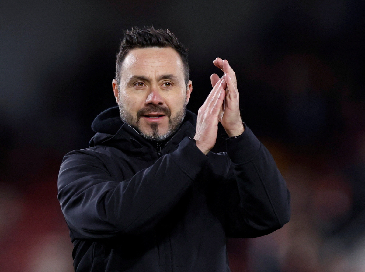 '죽어도 승리! 첫 선덜랜드전" '강등 위기' 토트넘 데제르비 감독의 돌발 발언 "난 프랭크X투도르보다 나은 사람 아냐"