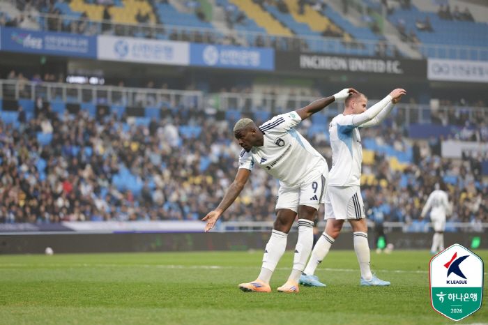 [K리그1 리뷰]살 빼고 확 달라진 괴물 말컹, 인천전 95분 극장 헤더골로 2-1 승리 이끌었다…부천, 광주에 1-0 승