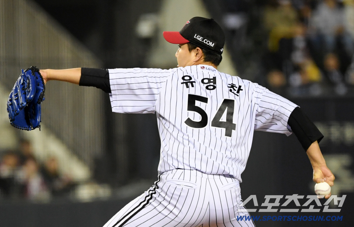 11일 잠실구장에서 열린 LG와 SSG의 경기. LG 유영찬이 역투하고 있다. 잠실=박재만 기자 pjm@sportschosun.com/2026.04.11/