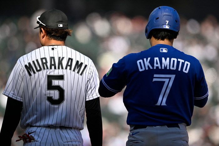 득점권 타율 0.067-6경기 17타수 1안타, ML 데뷔 초 무섭게 몰아치다 잠잠, 첫 번째 벽을 마주한 오카모토와 무라카미[민창기의 일본야구]