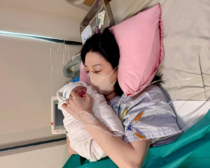 김소영, 출산 직후 돌연 SNS 중단...