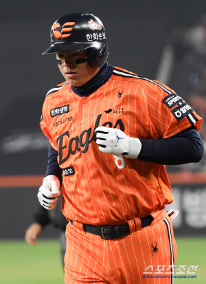 '노시환 6번 그대로' 한화 김경문 감독, 1번 이원석-4번 강백호 선발 재시험 [대전 현장]