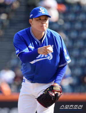 35세 나이에 구속이 5km 늘었다고? ERA 6.31 → 1.50 마법 같은 대변신…불펜특급 거듭난 비결 [SC피플]