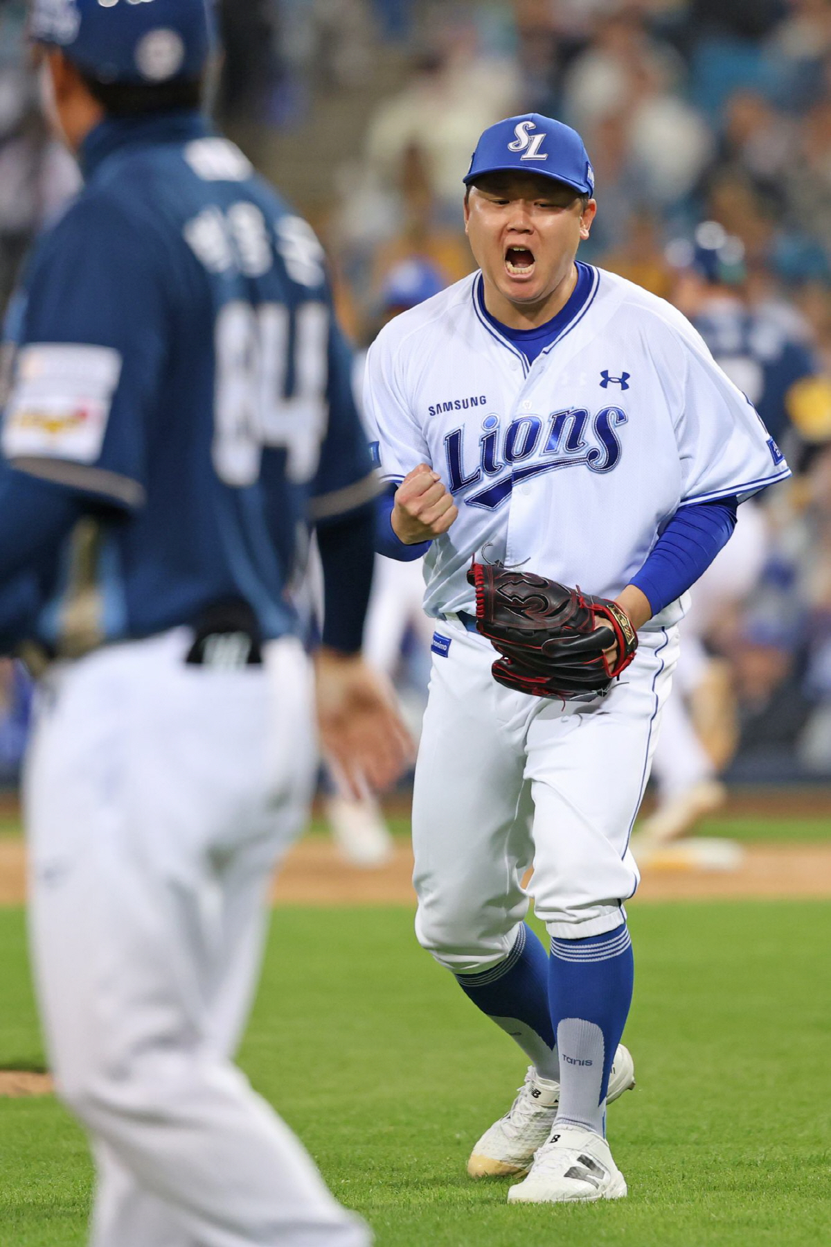 11일 NC전 8회 호투로 홀드를 기록하는 이승현. 사진제공=삼성 라이온즈