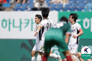 '김대원 결승골' 강원, 대전에 2-0 완승 '2연승 4위 점프...'우승후보' 대전, 충격의 3연패[현장 리뷰]