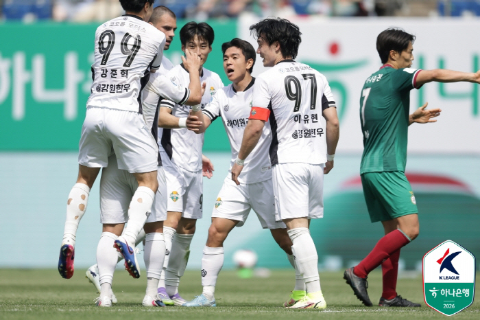 '김대원 결승골' 강원, 대전에 2-0 완승 '2연승+4위 점프...'우승후보' 대전, 충격의 3연패[현장 리뷰]