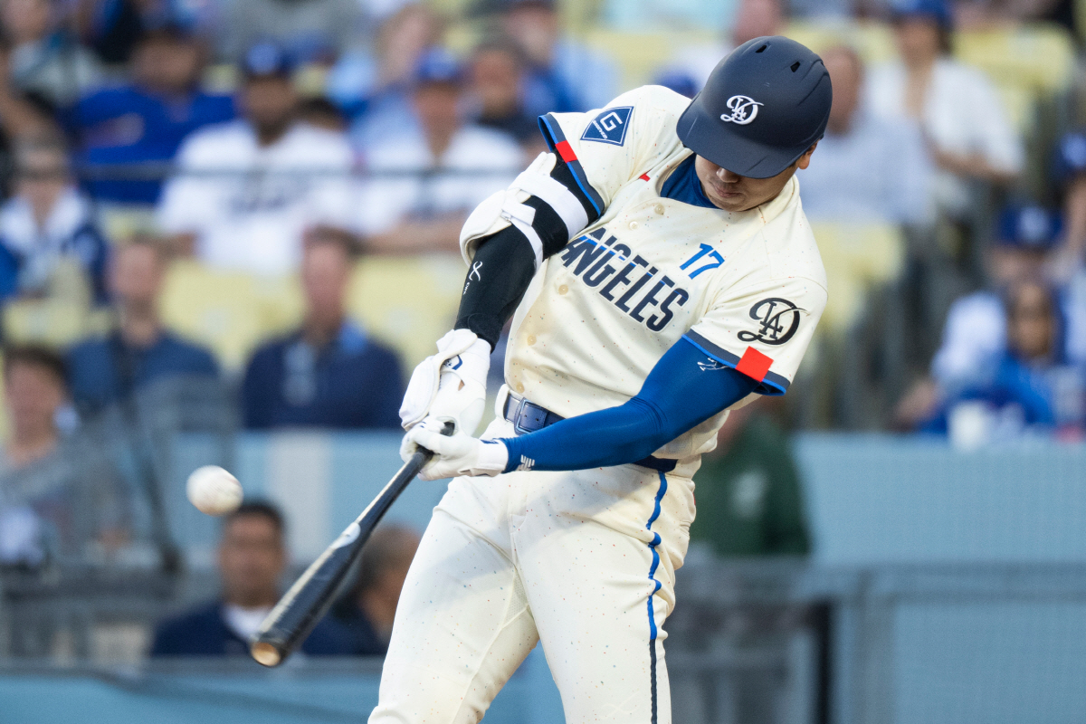 오타니 쇼헤이가 1회말 우월 솔로홈런을 날리고 있다. AP연합뉴스