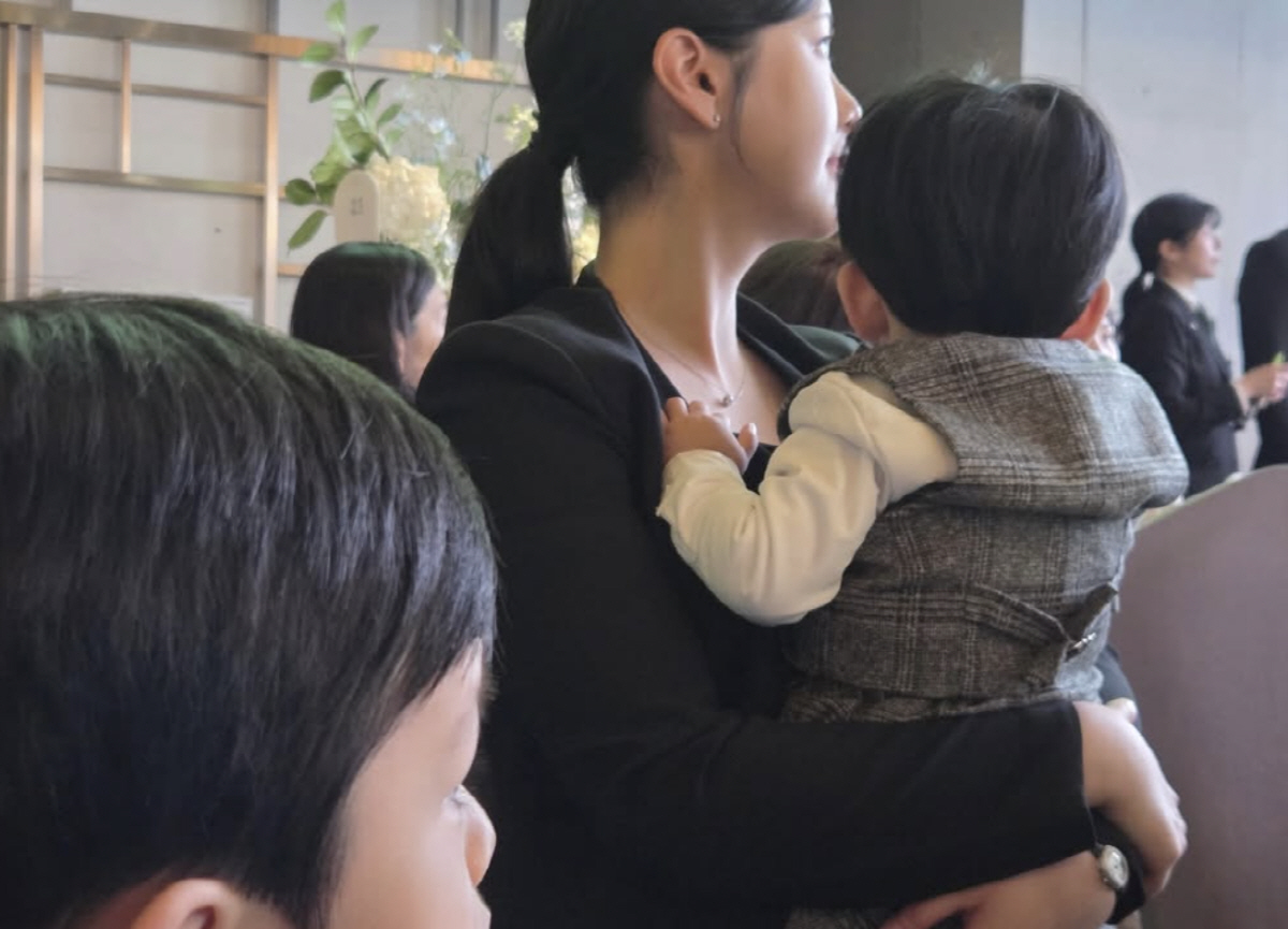 '후덕해진' 에릭, 육아에 푹 빠진 근황 "두 아들, 아빠 두고 쟁탈전"