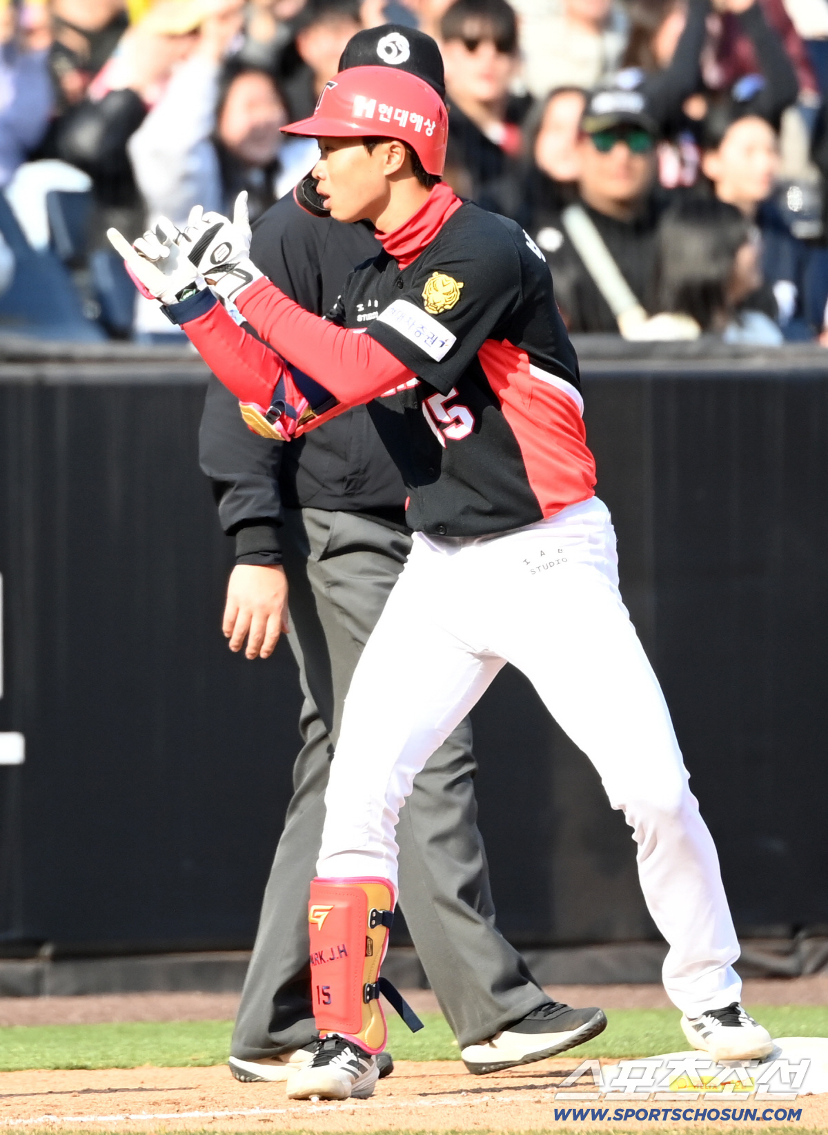 20일 대전한화생명볼파크에서 열린 KIA와 한화의 시범경기, 8회초 2사 만루 KIA 박재현이 3타점 3루타를 치고 기뻐하고 있다. 대전=허상욱 기자 wook@sportschosun.com/2026.03.20/