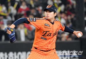 '충격 KIA 스윕패' 한화팬들, 울지 마세요...8경기 ERA 0.00 이 선수가 위로를 드립니다