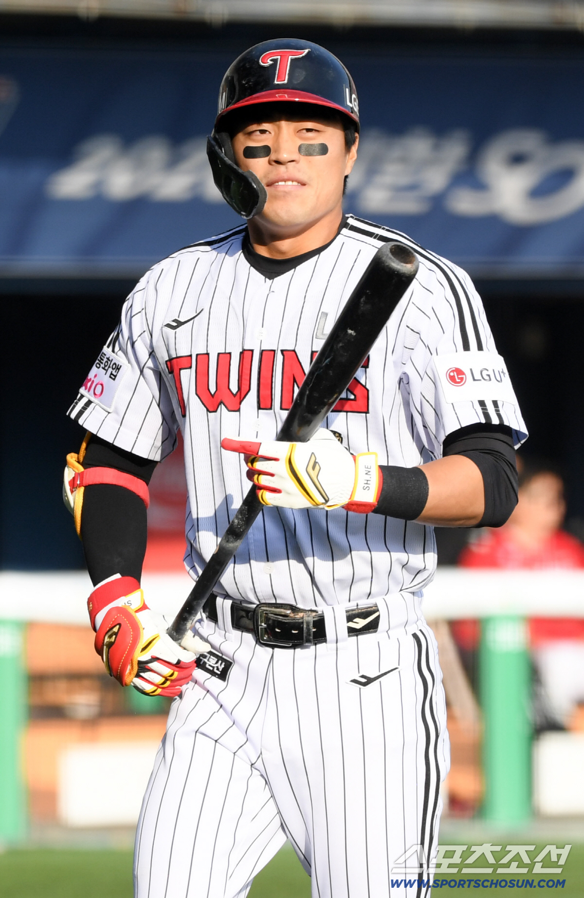 11일 잠실구장에서 열린 LG와 SSG의 경기. LG 천성호가 숨을 고르고 있다. 잠실=박재만 기자 pjm@sportschosun.com/2026.04.11/