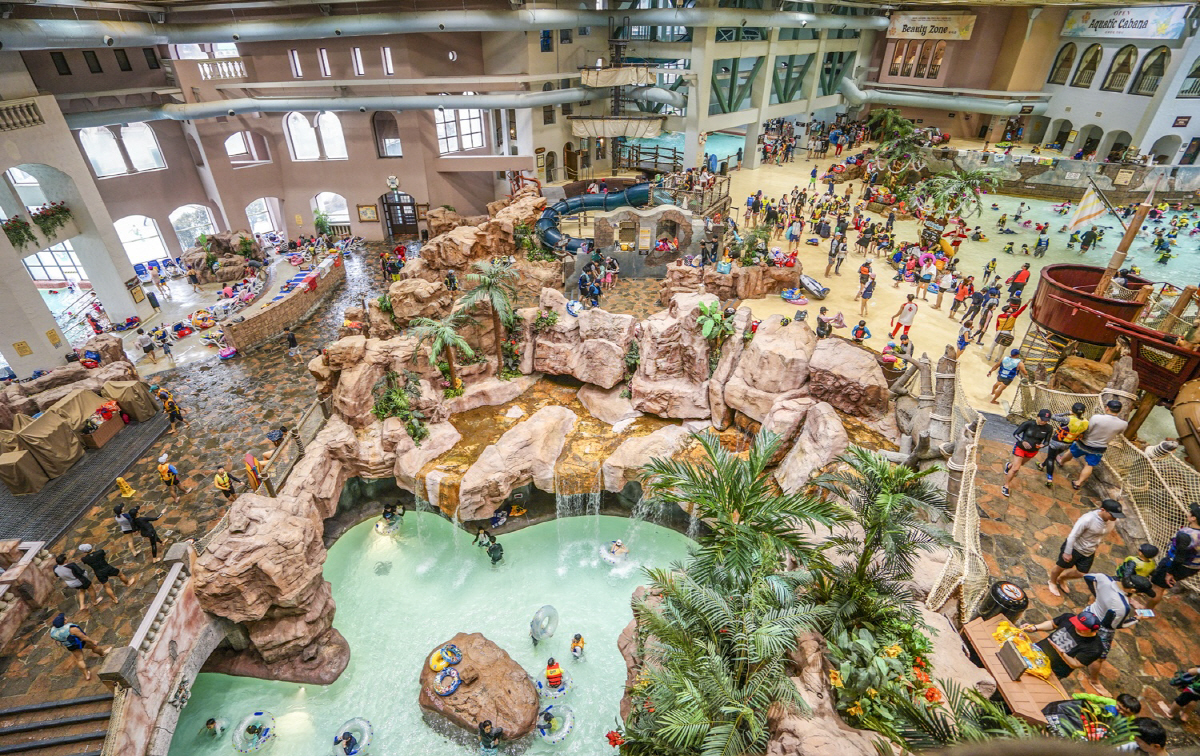 ◇캐리비안 베이의 아쿠아틱센터 모습.