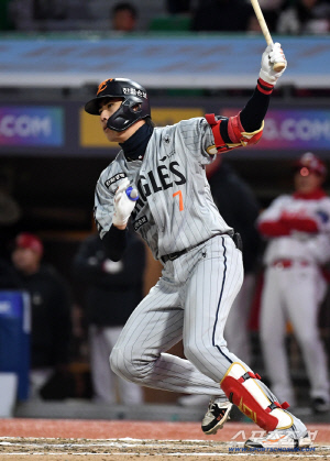 '50억 먹튀? 이제는 혜자!' 심우준, 11년 만에 터진 '공포의 9번'…공·수·주 겸비한 완성형 유격수 '환골탈태'