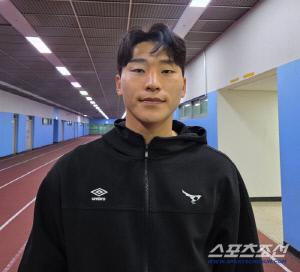 'K리그 통산 100경기' 이광연, 까치군단 수문장으로 성장 중...