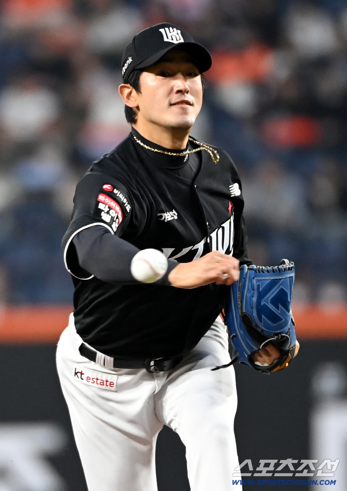 1일 대전한화생명볼파크에서 열린 KT와 한화의 경기. KT 선발투수 고영표가 역투하고 있다. 대전=허상욱 기자 wook@sportschosun.com/2026.04.01/