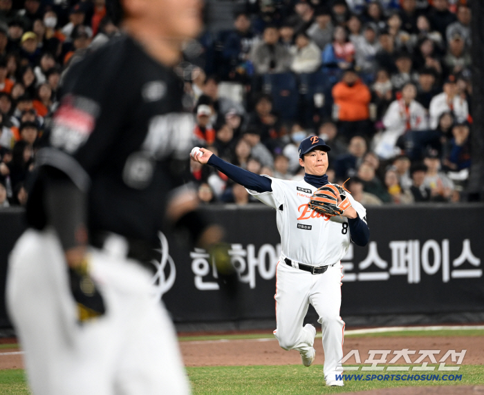 어쩌면 한화가 생각한 최악의 시나리오…2년 연속 1위 달리나 했는데 전격 말소, 누군가에게는 기회다