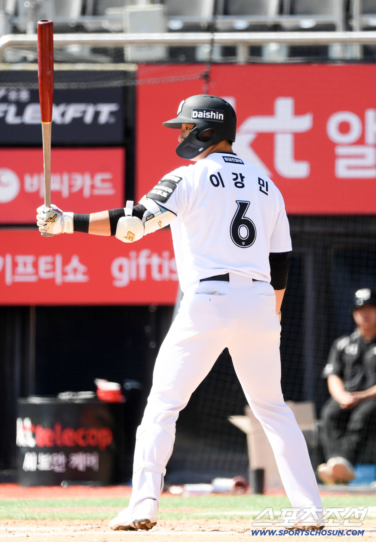 19일 수원KT위즈파크에서 열린 KBO리그 KT 위즈와 키움 히어로즈의 시범경기. KT 이강민이 타격을 하고 있다. 수원=박재만 기자 pjm@sportschosun.com/2026.03.19/