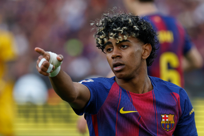 "바르셀로나, 더이상 킹 아니다" 박지성 절친의 폭탄 선언 "그들은 챔스에서 아틀레티코를 못 이긴다"