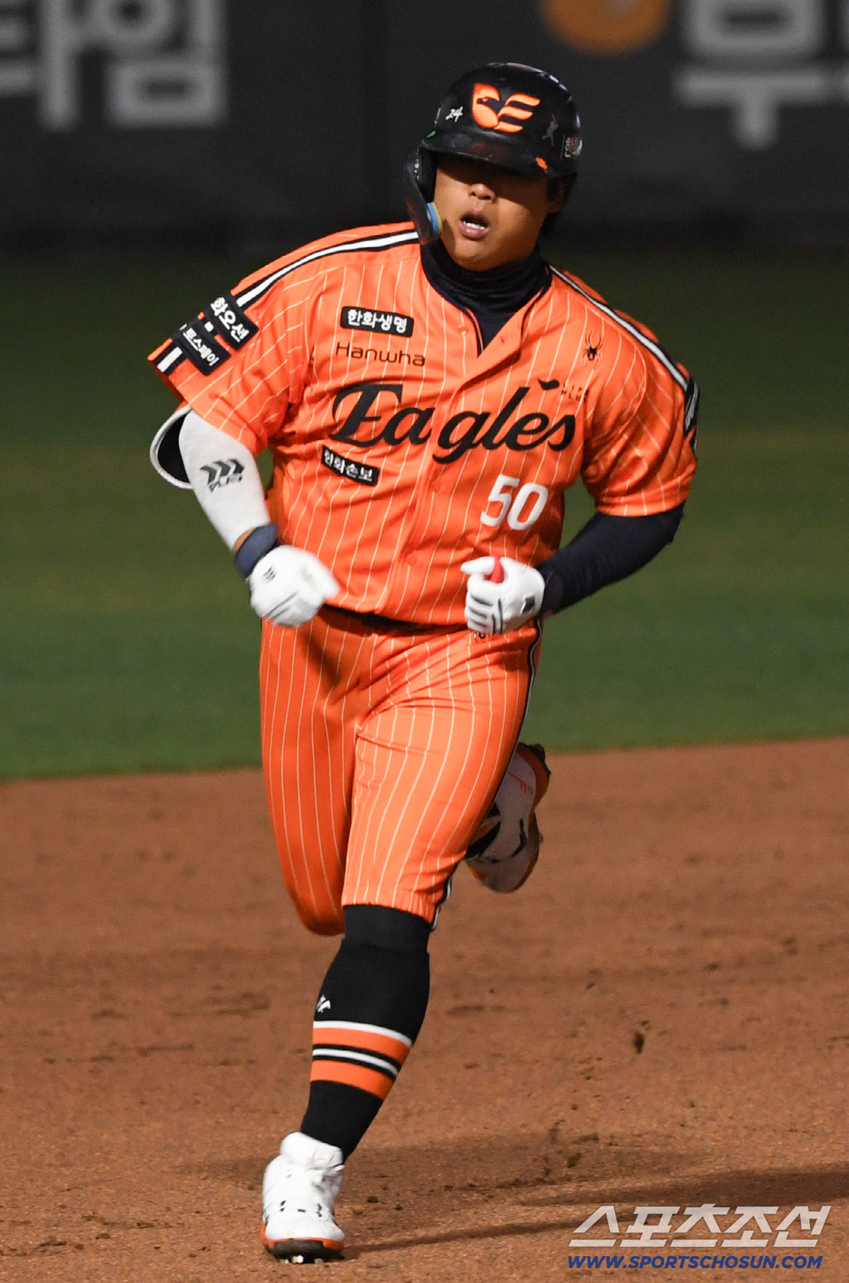 10일 대전 한화생명볼파크에서 열린 한화와 KIA의 경기. 9회말 1사 1루 한화 강백호가 투런포를 날린 뒤 환호하고 있다. 대전=박재만 기자 pjm@sportschosun.com