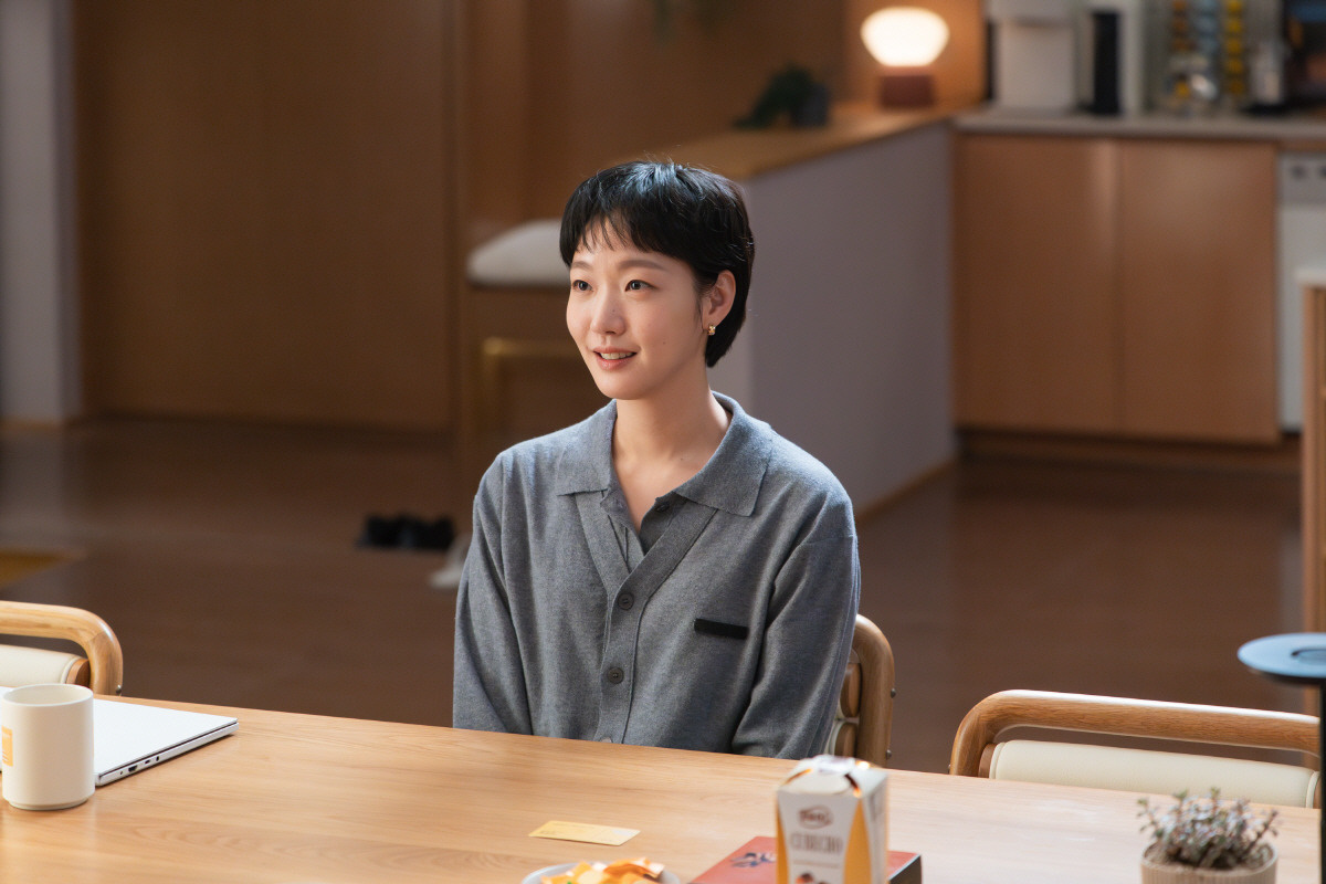 하다하다 코미디까지 잘하네..김고은, 퍼스널컬러 '유미의 세포들3' 유미로 완벽 컴백