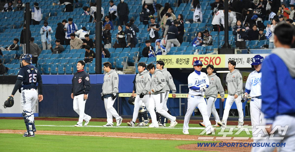 31일 대구 삼성라이온즈파크에서 열린 삼성과 두산의 경기. 11회 연장 끝에 무승부를 기록한 두산. 대구=송정헌 기자 songs@sportschosun.com/2026.03.31/