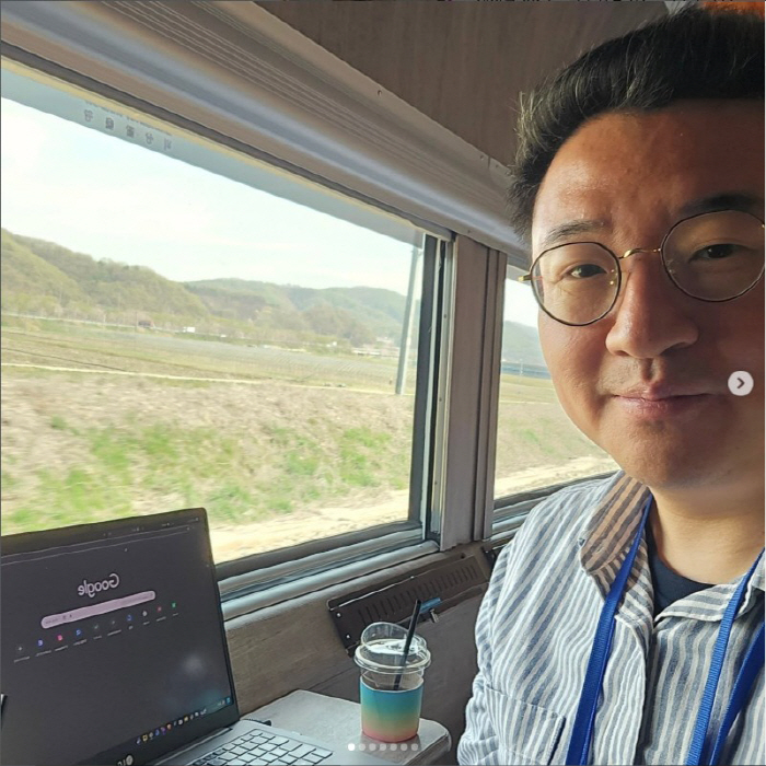 이지혜♥문재완, 300만원대 초호화 열차 타고 럭셔리 여행…침대칸에 벌러덩