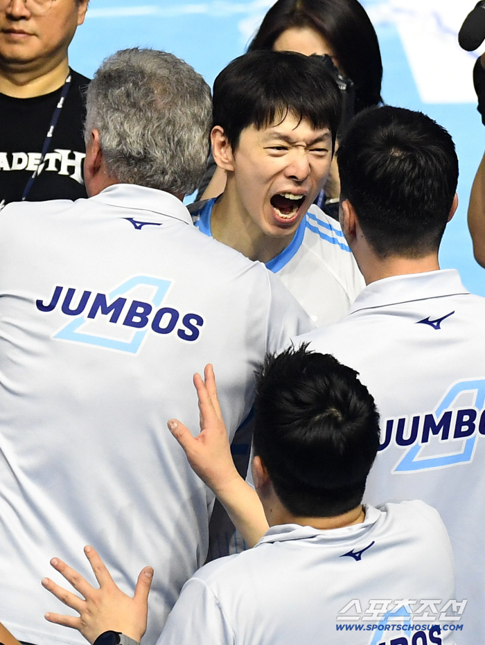 '41세에 MVP라니' 그런데 은퇴는 아직 계획 없다 "일단 계약 기간이…"