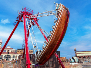 롯데월드 어드벤처 부산, '파이러츠스윙십' 신규 어트랙션 오픈