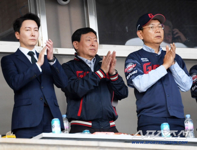 2024년 신동빈 회장의 잠실 방문. 스포츠조선DB