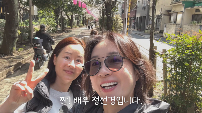 '9년 공백' 배우 정선경, 근황 알렸다 "남편 따라 日 거주, 엄마의 삶 행복해"