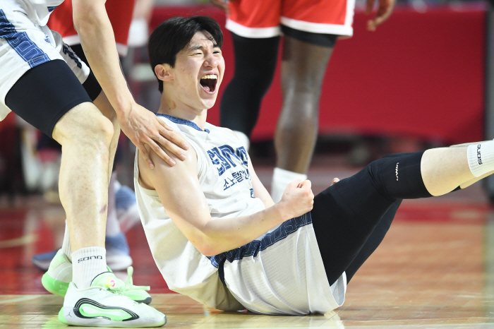 [현장분석] 전반 SK 절묘했던 디펜스 + GS 연상시킨 30-7 ' 약속의 3쿼터. 2차전도 잡은 소노. 어떻게 'SK 블리츠 늪'을 빠져나왔나