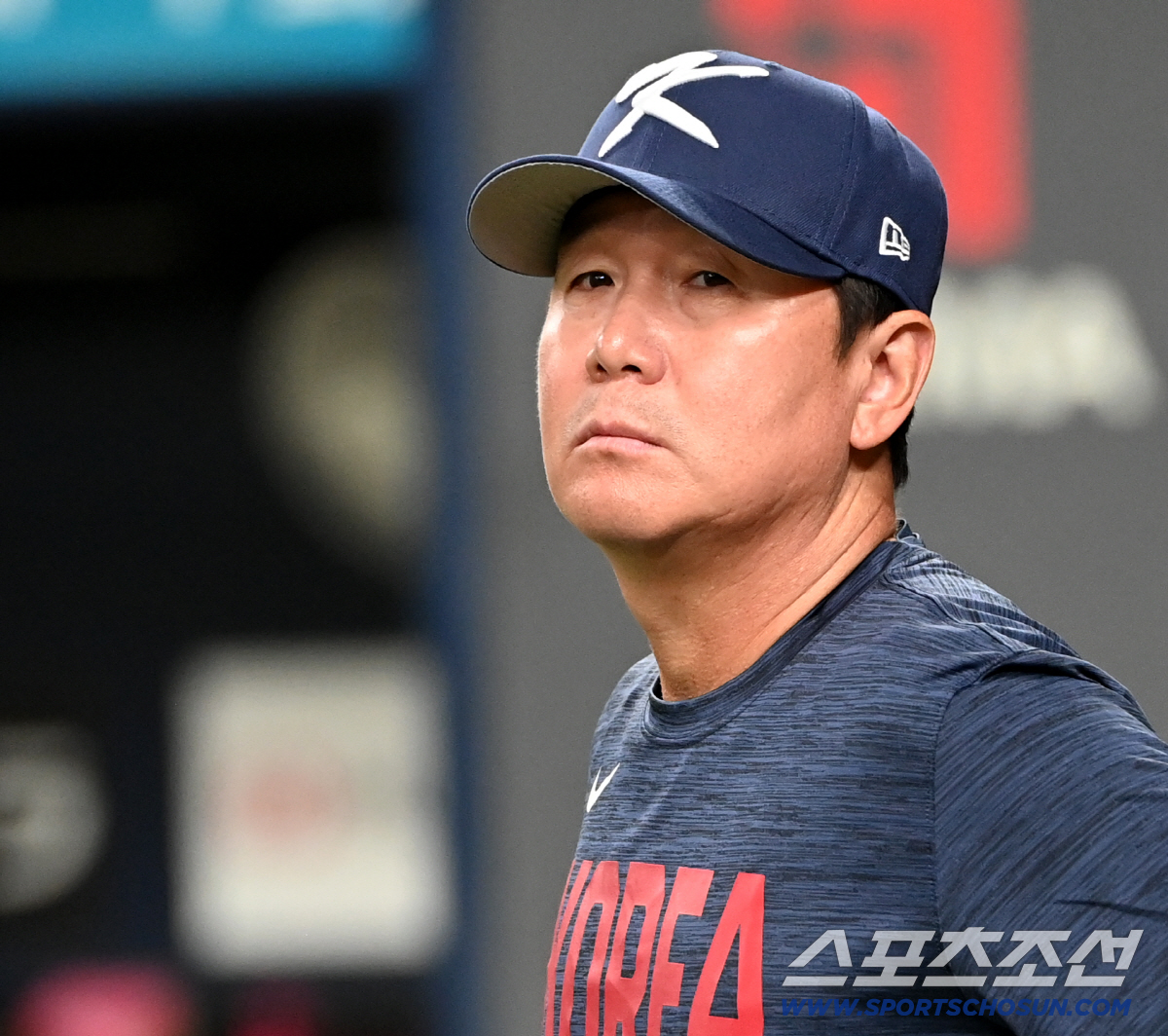 2일 일본 오사카 교세라돔에서 열린 WBC(월드베이스볼클래식) 한국 대표팀과 한신 타이거즈의 경기, 경기 전 류지현 감독이 훈련을 지켜보고 있다. 오사카(일본)=허상욱 기자 wook@sportschosun.com/2026.03.02/