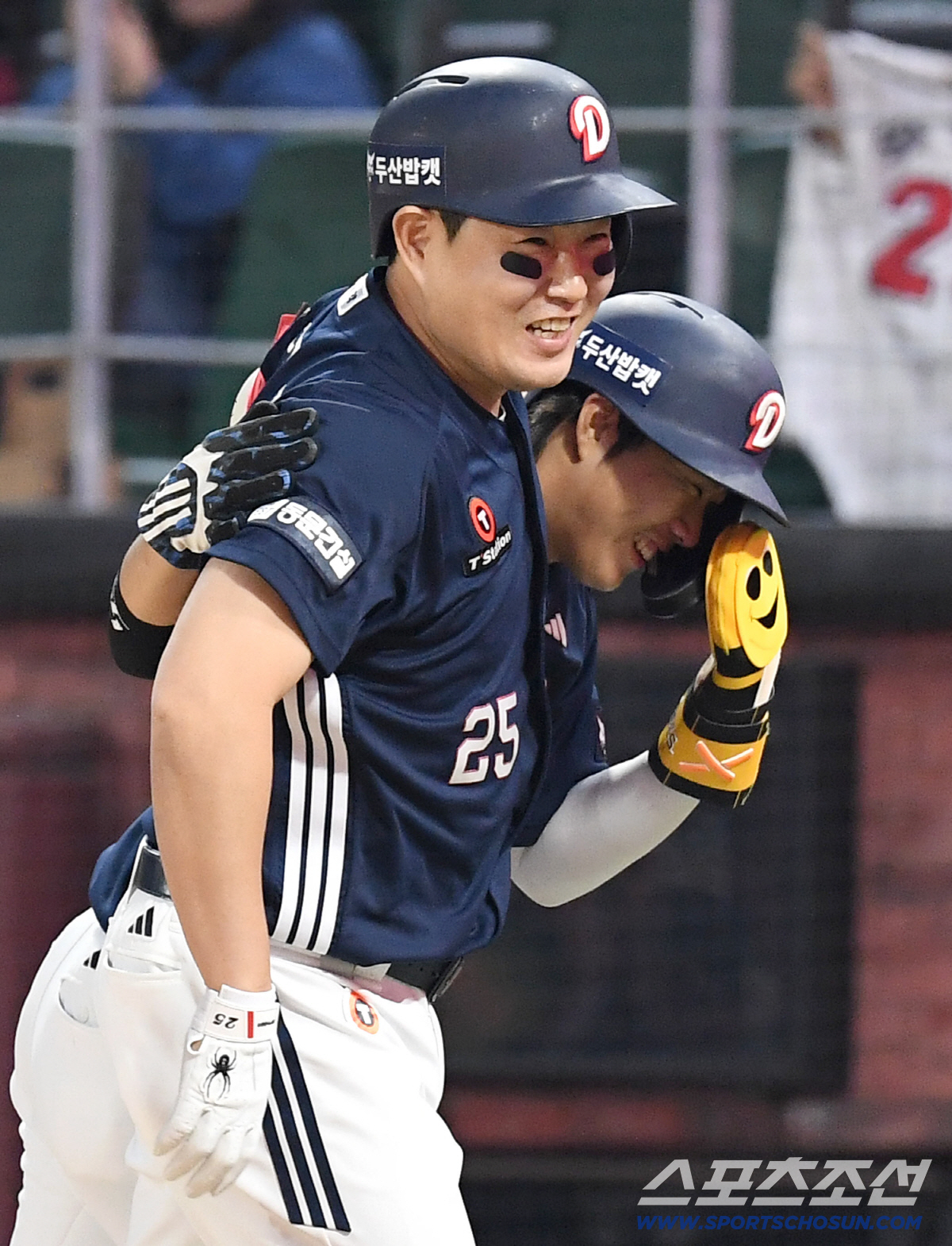 14일 인천 SSG랜더스필드에서 열린 SSG와 두산의 주중 3연전 첫 번째 경기. 3회 시즌 1호 투런홈런을 날린 두산 양의지. 인천=송정헌 기자 songs@sportschosun.com/2026.04.14/