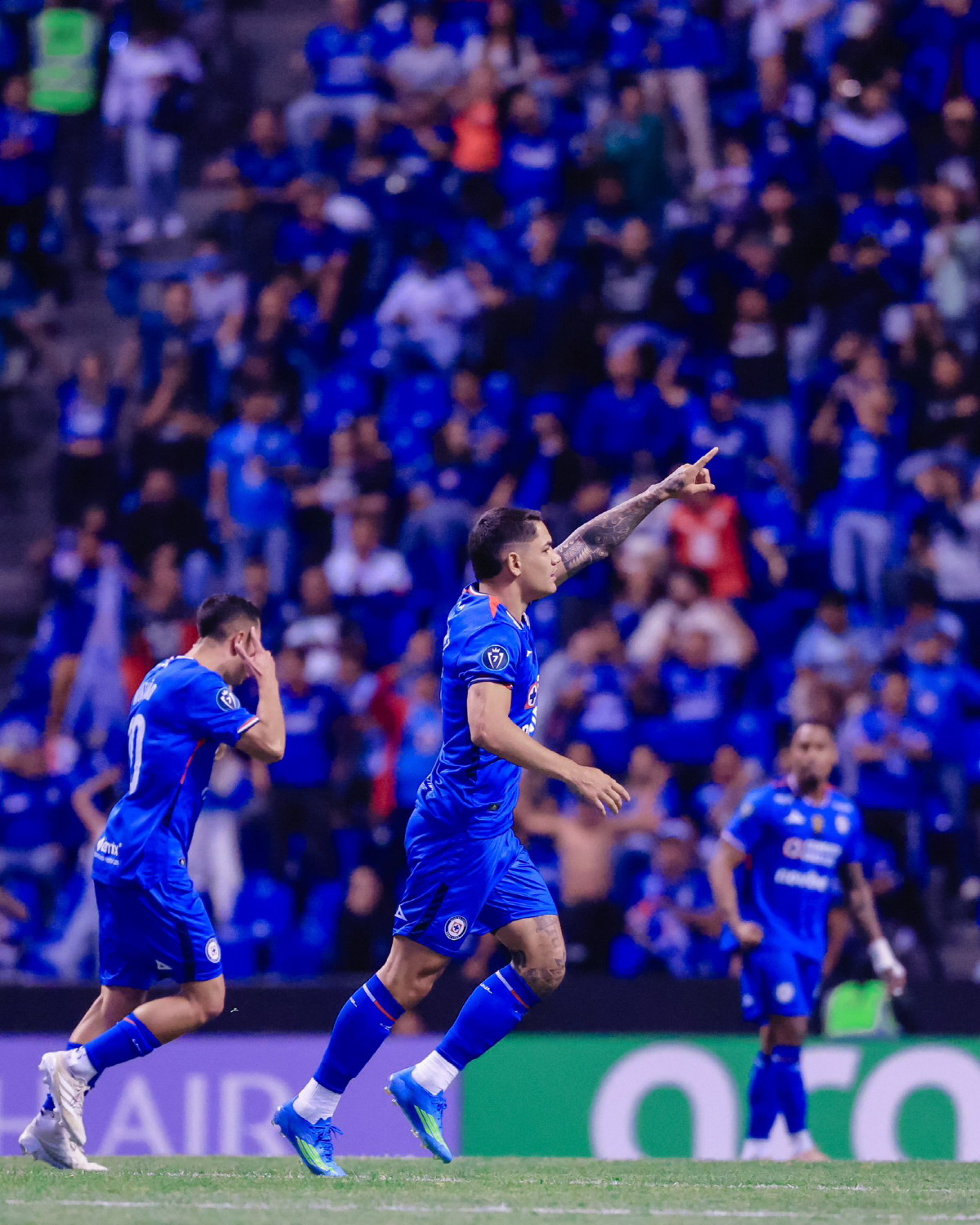 사진=크루스 아술