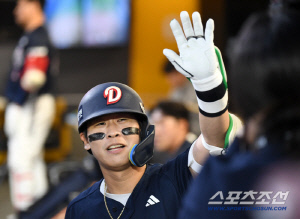 '박찬호 드디어 터졌다' 하지만, 동료들에게 외면받은 첫 홈런, 14경기 만에 터진 마수걸이 홈런[인천현장]
