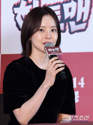 [종합] '비연예인♥'문채원, 6월의 신부된다…자필편지로 직접 결혼 발표