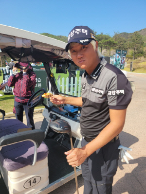 프로암에서 이렇게 살벌하게 친다고? 12언더 허인회 