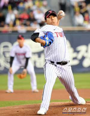 한국형 커쇼의 탄생인가! "다섯 구종 궤적이 전부 다르다" → 김광삼 투수코치 극찬한 염경엽 감독 [잠실 현장]