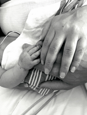 '하늘의 별 된 딸에게' 눈믈의 KKK, 다저스 낭만 SV 안겼다…