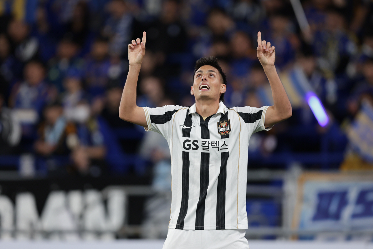울산문수축구경기장/ K리그1/ 울산HDFC vs FC서울/ 서울 후이즈 득점/ 골 세레머니/ photo by Jeongsoo Kim
