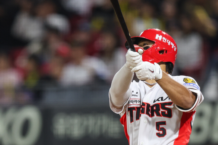 '또 김도영 쐐기포' KIA 진땀 6연승…'불펜 잘 샀다' 참사 막은 이적생들 릴레이 역투[광주 리뷰]