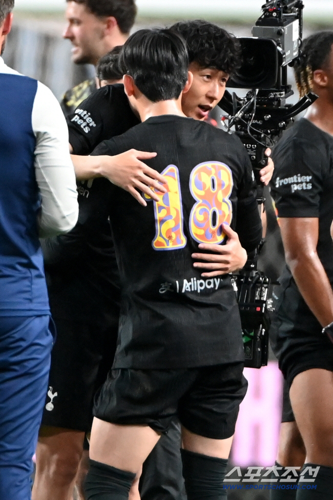 손흥민과 양민혁 사진=스포츠조선 DB