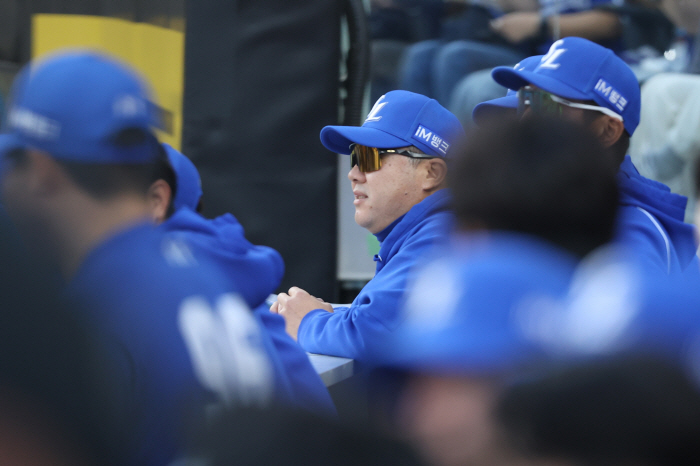 "우승한다" 허세가 아니었다...차포상 떼고 1628일 만 1위 등극, 박진만 감독이 지킨 두가지 약속