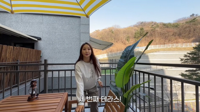 '테라스만 4개' 미나♥류필립, 48평 새 집 자랑.."리조트에 온 느낌"