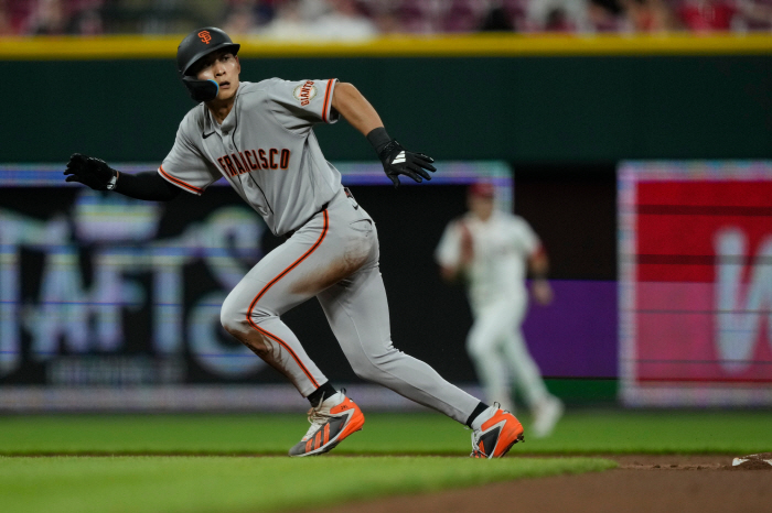 '마지막 타석 2루타' 이정후 문제가 아닌데? 패패패패 꼴찌 최약체팀 어쩌나