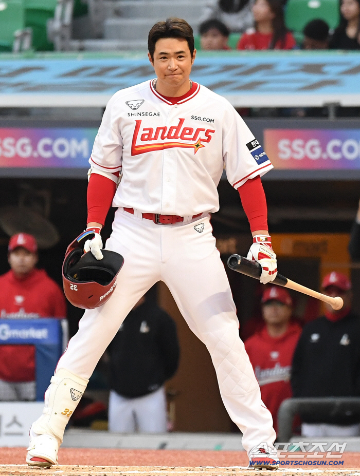 타율 0.111까지 떨어졌는데...이숭용 감독 믿음은 변함 없다, 김재환 4번 