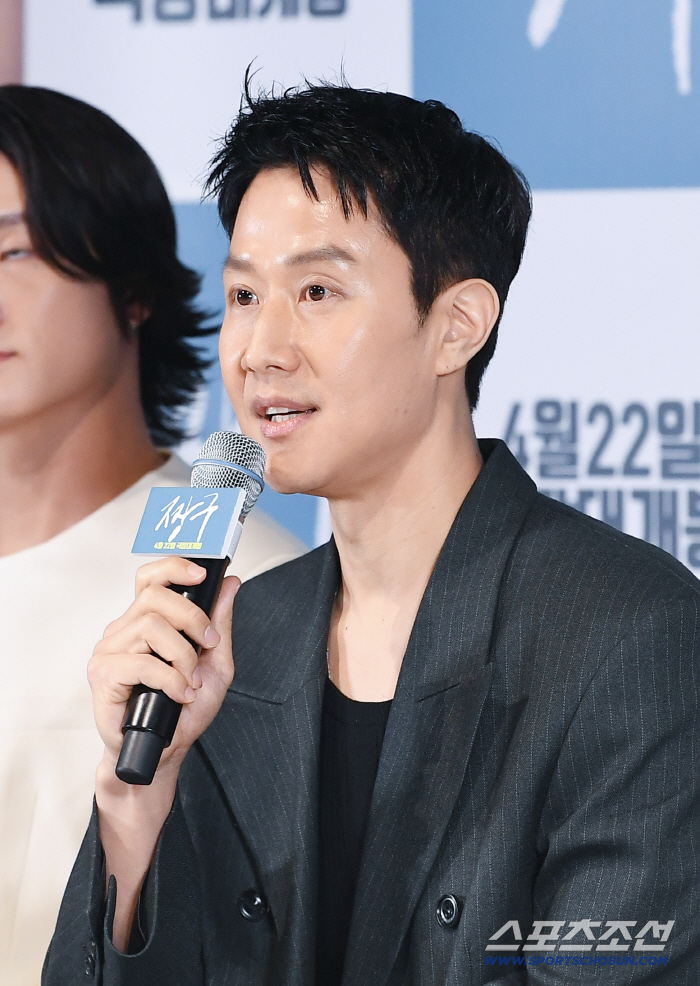 '짱구' 정우 "연출·연기 동시 소화? 하루하루 행복한 마음으로 찍어"