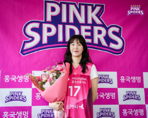 와, 벌써부터 무섭다...작년엔 이다현, 올해는 정호영, 흥국생명 '공포의 쌍돛대' 구축