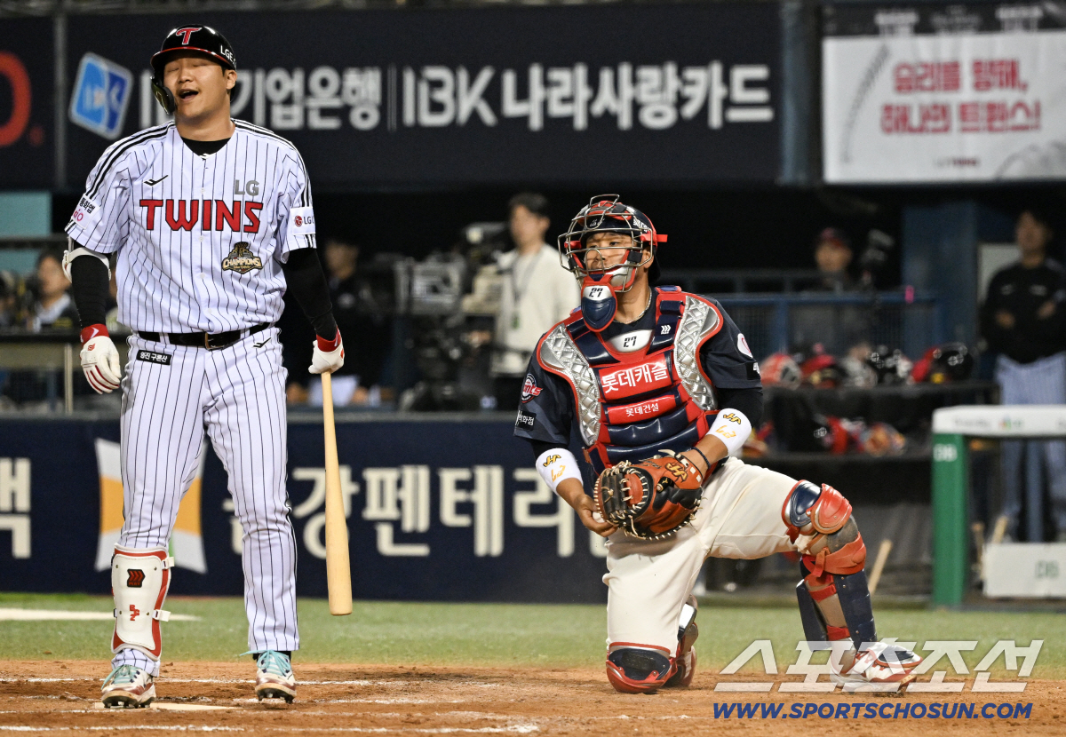 16일 잠실구장에서 열린 LG와 롯데의 경기. 롯데 유강남이 수비를 하고 있다. 잠실=박재만 기자 pjm@sportschosun.com/2026.04.16/